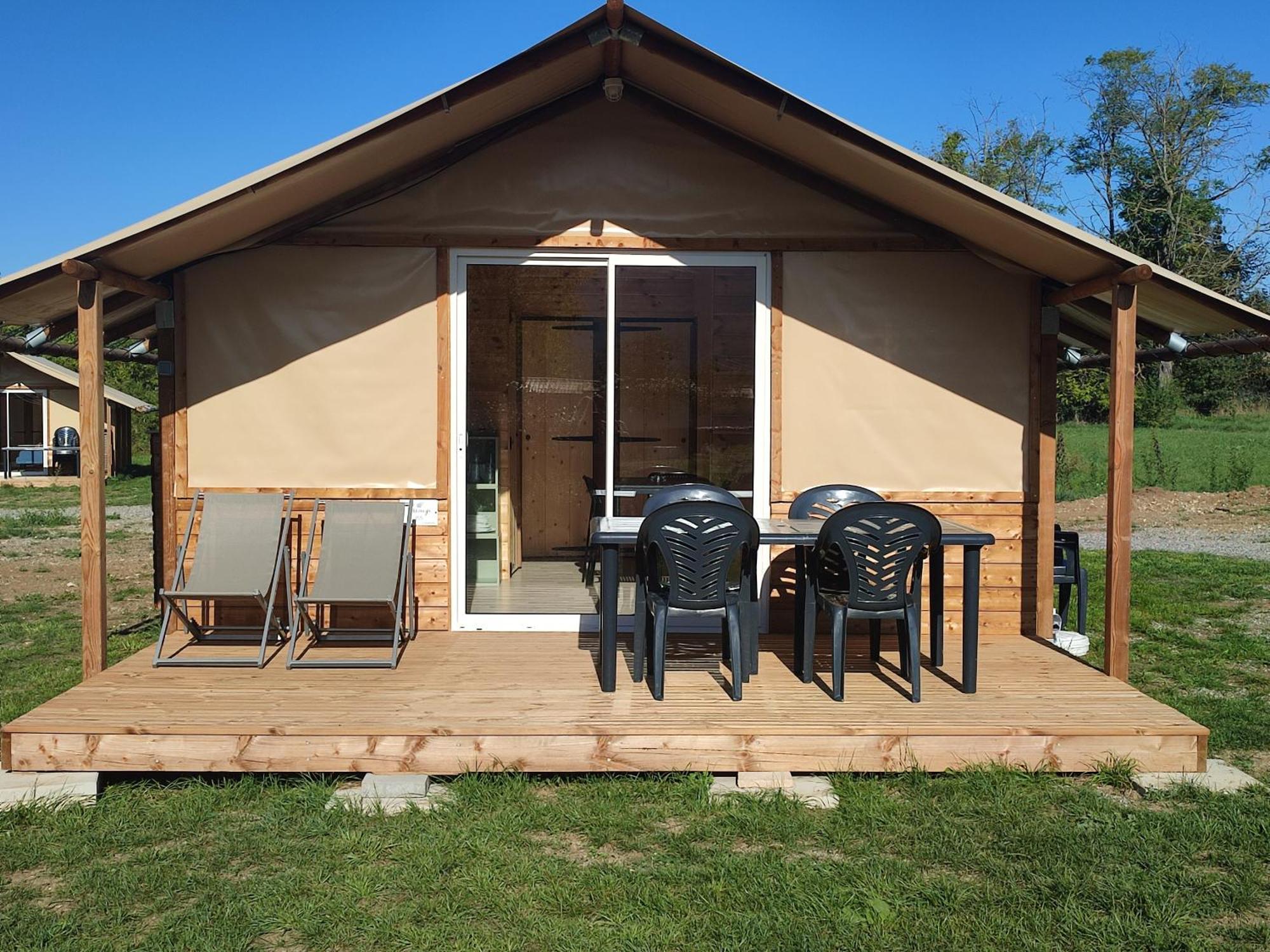 Camping Sites et Paysages Les Prés Hauts Sisteron Esterno foto