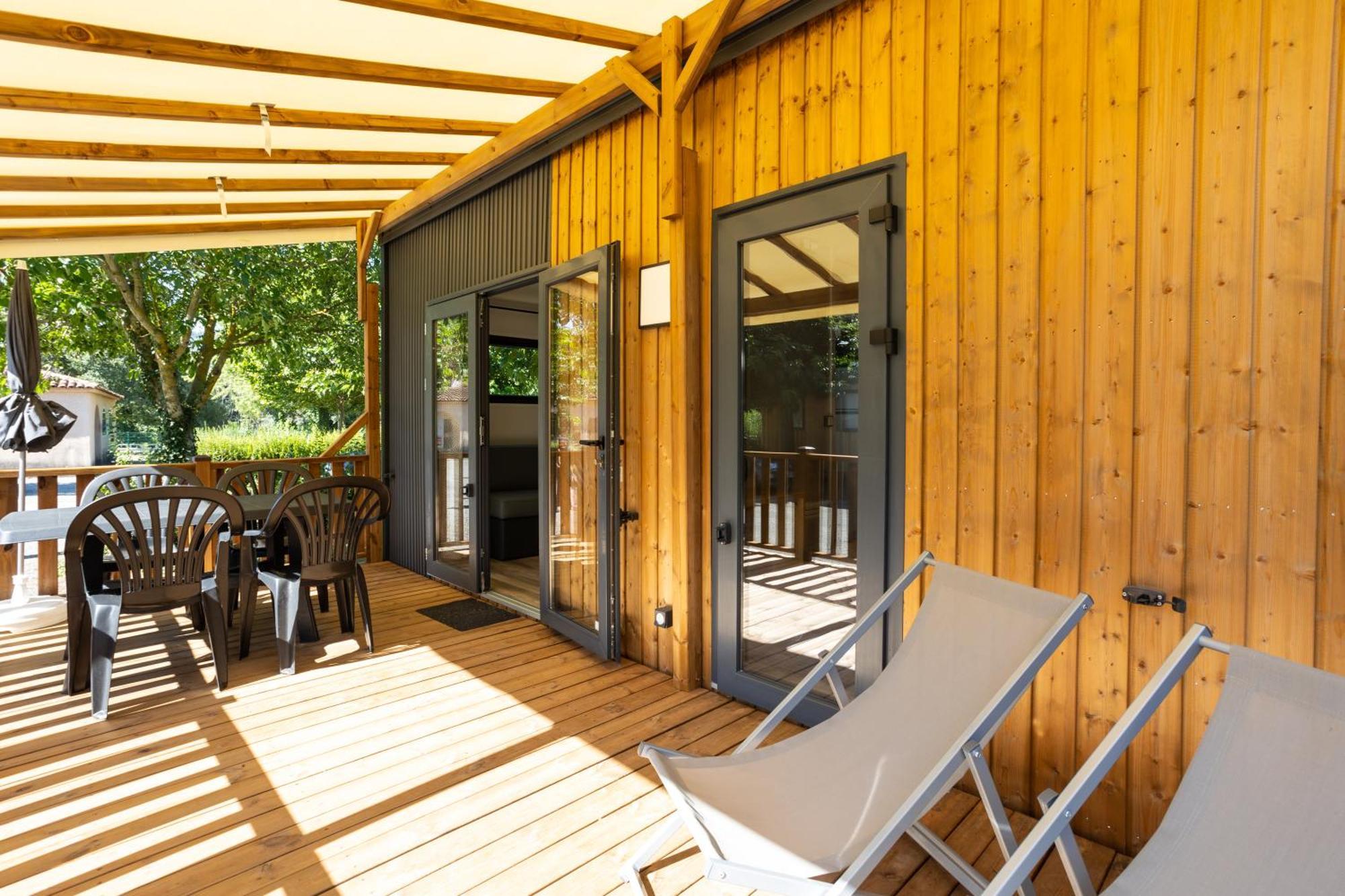 Camping Sites et Paysages Les Prés Hauts Sisteron Esterno foto
